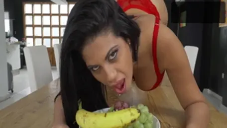 Blowjob cum very sexy latina Kesha Ortega